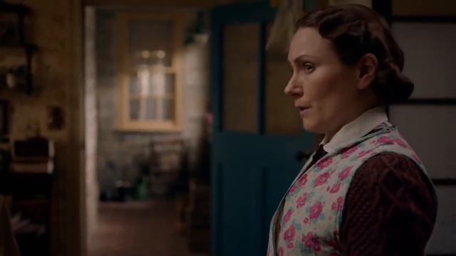 All creatures great and small / Siegfried and Mrs Hall moments смотреть онлайн