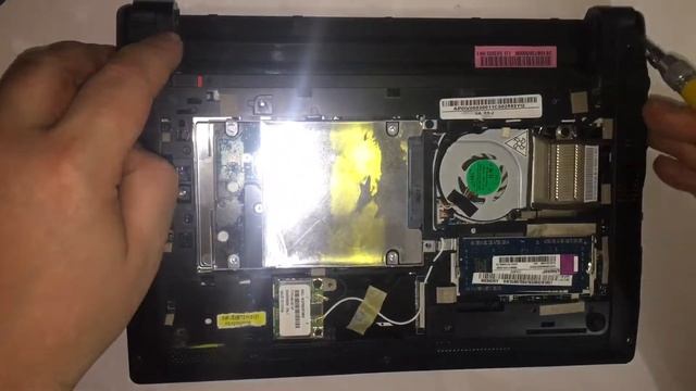 ACER ASPIRE ONE 522-C5Dkk разбор и чистка смотреть онлайн