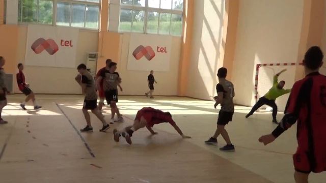 ПГЛПИ"Ат.Буров"Г.Оряховица - СУ"Хр.Ботев"Кубрат първо полувреме смотреть онлайн