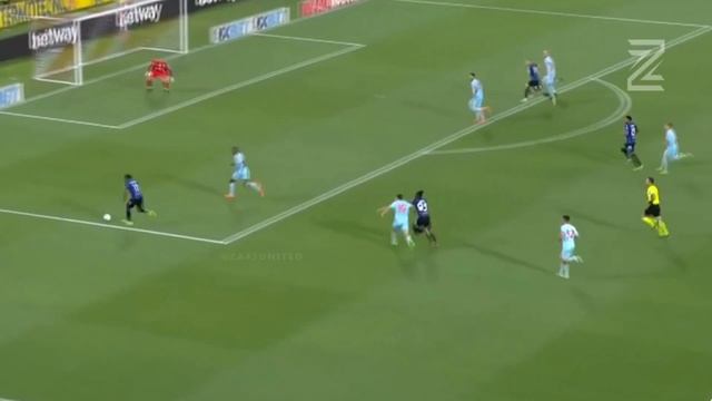 TOP 10 Best Young Strikers in Football 2023/24 (HD) смотреть онлайн