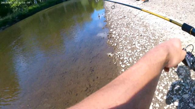 ЗДЕСЬ РЫБА КЛЮËТ ВСЕГДА!Рыбалка без понтов. Рыбалка на реках ДВ. Лещ на 3 кг. Бешеный клëв рыбы! смотреть онлайн