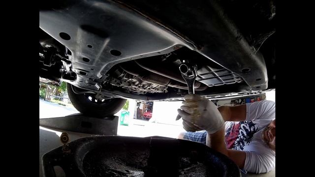 KIA SEDONA OIL CHANGE смотреть онлайн