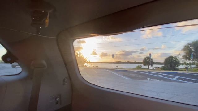 ? авто ОТЕЛЬ ? UNIQUE no build van conversion to camper with Marimekko Florida USA 27.04.2021 смотреть онлайн