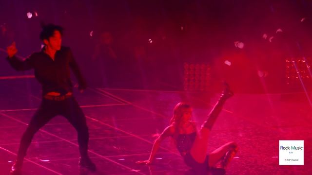 블랙핑크(BLACK PINK) 리사 LISA, (라리사 마노반 ลลิษา มโนบาล) 솔로무대 (Solo Stage) [4K 직캠]@181111 смотреть онлайн