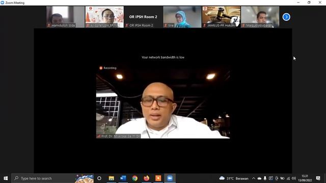 Presentasi Riset Desain Qanun Penyelenggaraan Pendidikan смотреть онлайн