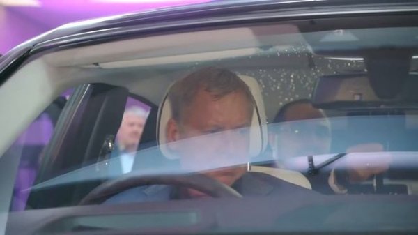 Первая российская презентация нового Rolls Royce PHANTOM VIII в АВИЛОН