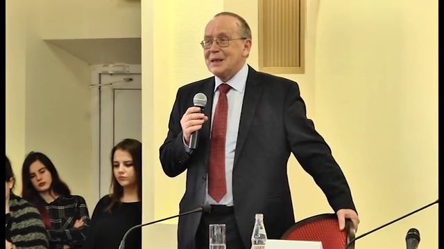Встреча с ведущим программы "Умники и умницы" Юрием Вяземским смотреть онлайн