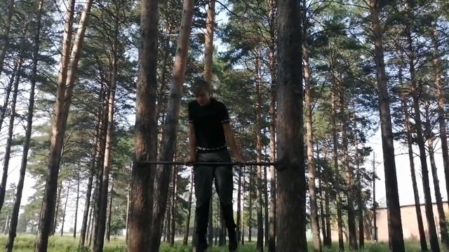 (Обучалка) полу луна на турнике смотреть онлайн
