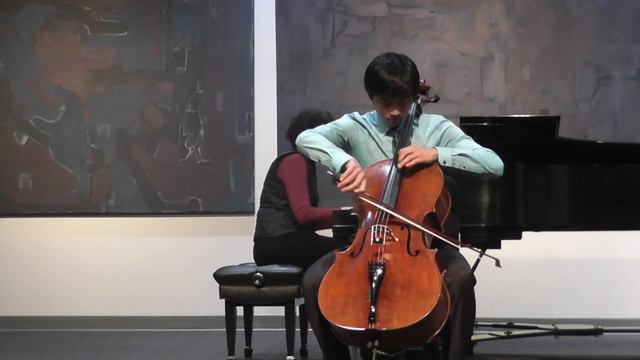 Kabalevsky Cello Concerto in g, Op. 49, I - Allegretto played by Christopher Yoon смотреть онлайн