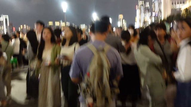 Surviving 25 Million People In China!!!! 在中国25000000人中求生存！！！ смотреть онлайн