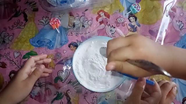 СЛАЙМ БЕЗ КЛЕЯ И ТЕТРАБОРАТА НАТРИЯ😱 КАК СДЕЛАТЬ СЛАЙМ БЕЗ КЛЕЯ И ТЕТРАБОРАТА😱 смотреть онлайн