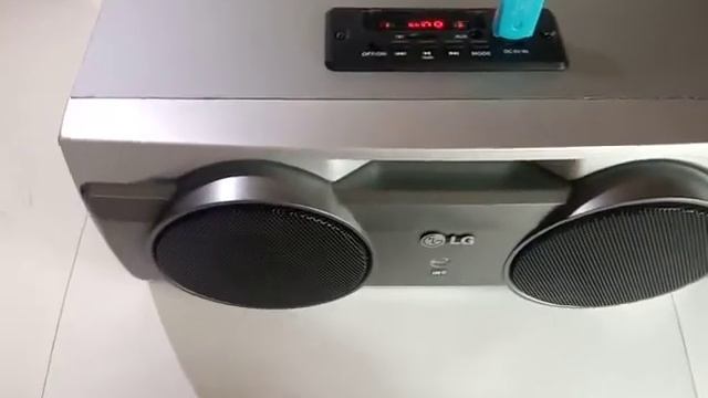 Переносной MP3 USB Bluetooth FM проигрыватель смотреть онлайн
