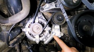 Свист ремня привода навесного оборудования Range Rover 4 4 TDV8 (Менять ли кронштейн генератора)!