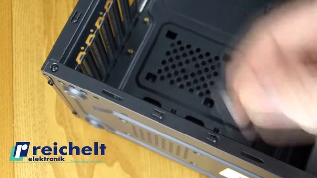 Building a computer for £300 смотреть онлайн