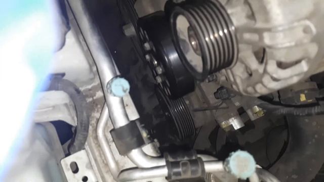 ЗАМЕНА ПОДШИПНИКА ШКИВА(МУФТЫ) КОНДИЦИОНЕРА KIA RIO/SOLARIS смотреть онлайн