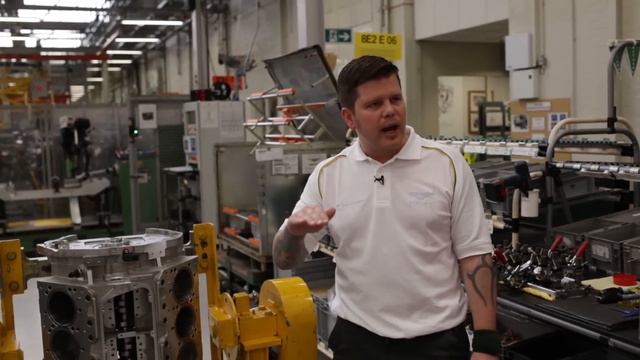 Torque Monster: The Mulsanne Motor - /INSIDE BENTLEY смотреть онлайн