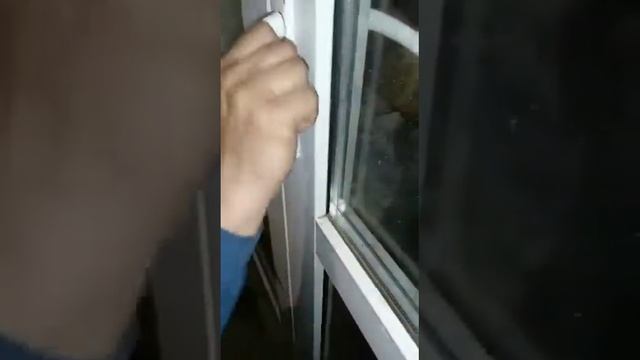 Открытие пластиковой двери с реечным замком без повреждения смотреть онлайн