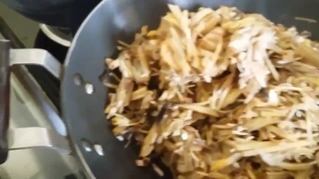 ГОТОВЛЮ ЦВЕТОК БАНАНА С БАКЛАЖАНОМ. смотреть онлайн