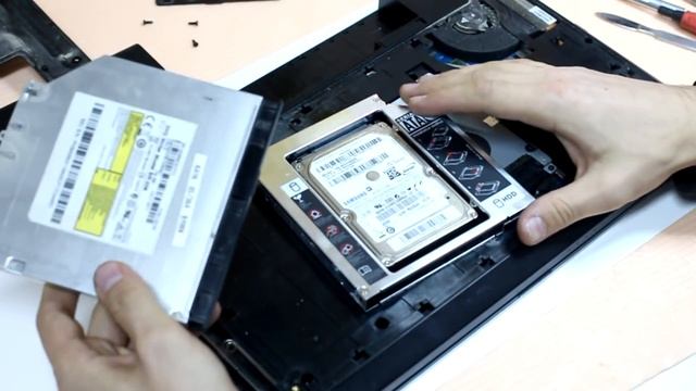 Замена привода ноутбука на hdd смотреть онлайн