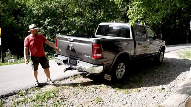 RAM 1500 2020 года 5.7 hemi. Настоящая семейная повозка смотреть онлайн