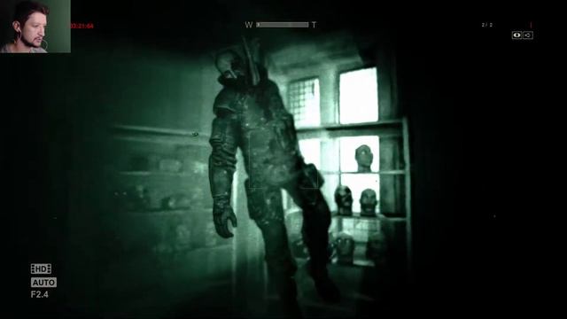 Outlast: [Пилотная серия] смотреть онлайн