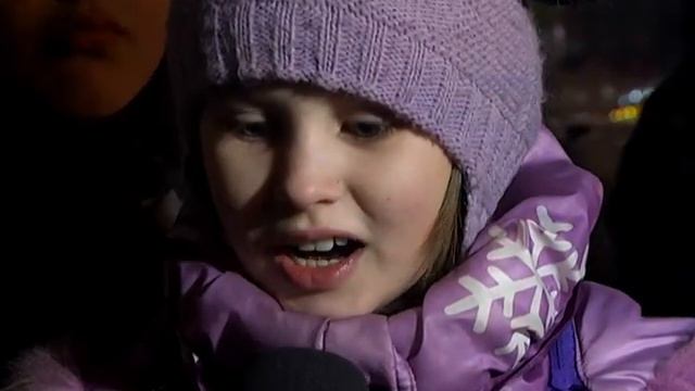 Triolan.Live - Новогодние поздравления Харьковчан своим родным и близким смотреть онлайн