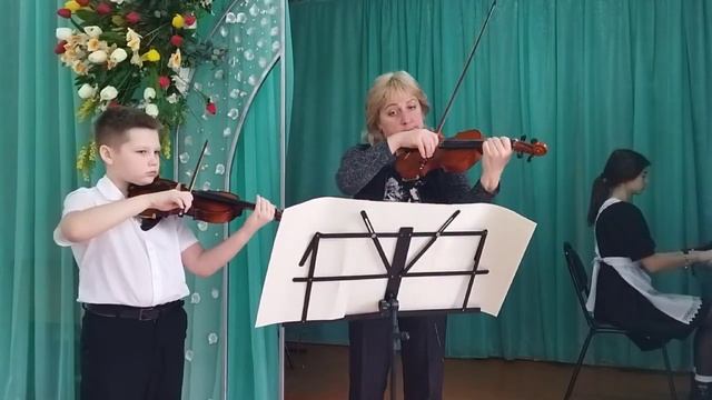 Произведение для 2 скропок и фортепиано. Вальс О. Хусулина А. смотреть онлайн