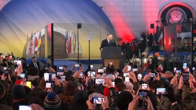 Joe Biden Addresses Large Crowd In Warsaw – Watch Live