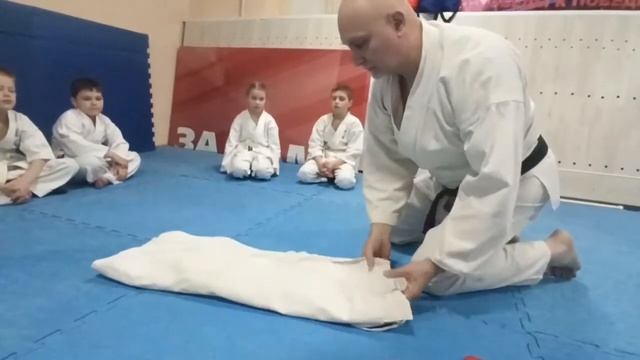 СКЛАДЫВАНИЕ КИМОНО смотреть онлайн