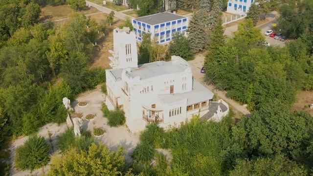 В Самаре приступили к реставрации «Дома со слонами» смотреть онлайн