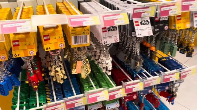 КУПИЛ LEGO В ДУБАЕ ? // VLOG ИЗ LEGO STORE смотреть онлайн