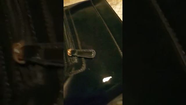 Зачем обманывать!  Это не кожа