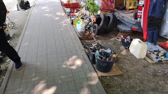 Отпуск в Калининграде. Третья серия. Барахолка смотреть онлайн