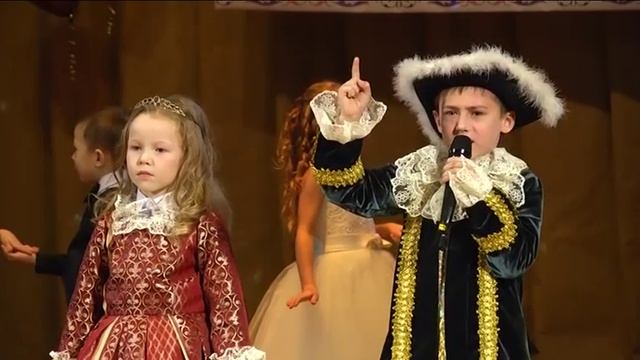 Петр I и Екатерина II. Бал. Детский сад "Радуга" на балу смотреть онлайн