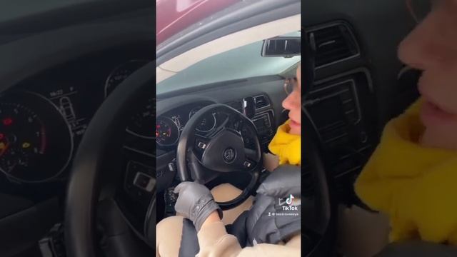 Мужчины совершенно не разбираются в машинах, зато умничают много и не по делу смотреть онлайн