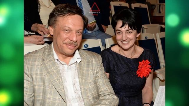 ПРОШЛО УЖЕ 16 ЛЕТ! Как выглядят приёмные-близняшки Михаила Барщевского смотреть онлайн