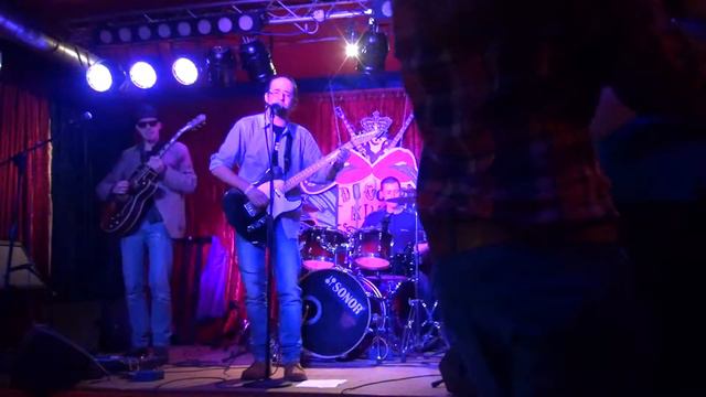 Среди Добрых Людей - Я Хочу Жить смотреть онлайн