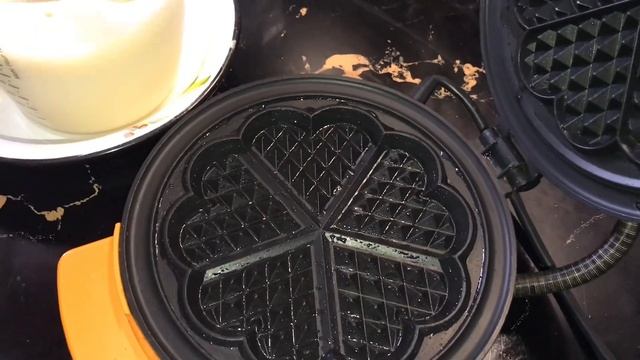 Рецепт ВАФЕЛЬ из старой электро вафельницы Rowenta. смотреть онлайн