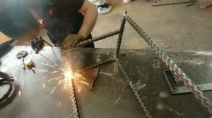 ДЕТСКИЕ КАЧЕЛИ СВОИМИ РУКАМИ!!! Diy / качели из проф трубы