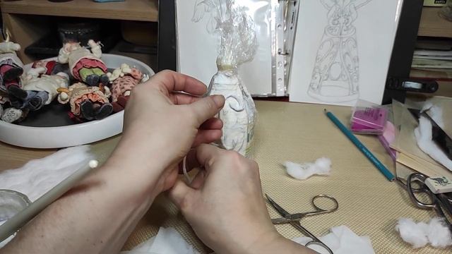 ? АНГЕЛ. (украшение макушки ёлки ). Урок номер 4. Лепим завитки. смотреть онлайн