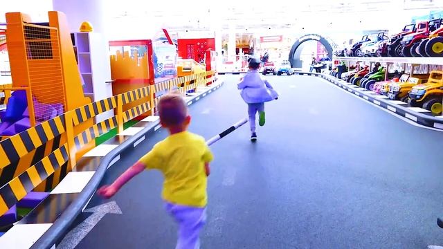 Vlad, Nikita and Mom Kids Activities at Indoor Playground смотреть онлайн
