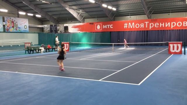 Большой теннис.Дети смотреть онлайн