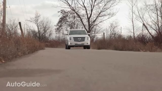 2015 Cadillac Escalade vs. 2015 Lincoln Navigator смотреть онлайн