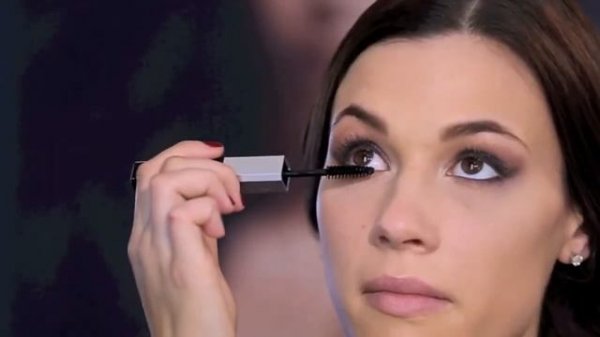 Bodyography Professional Cosmetics | Dramat-Eyes Dual Ended Volumizing & Priming Mascara