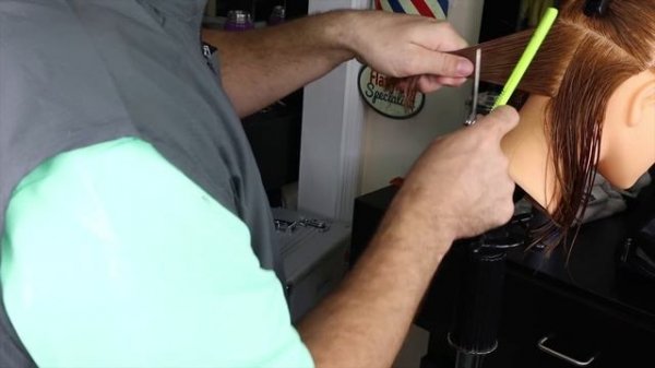 Graduated 45 degree Haircut - How to get the perfect graduated cut!