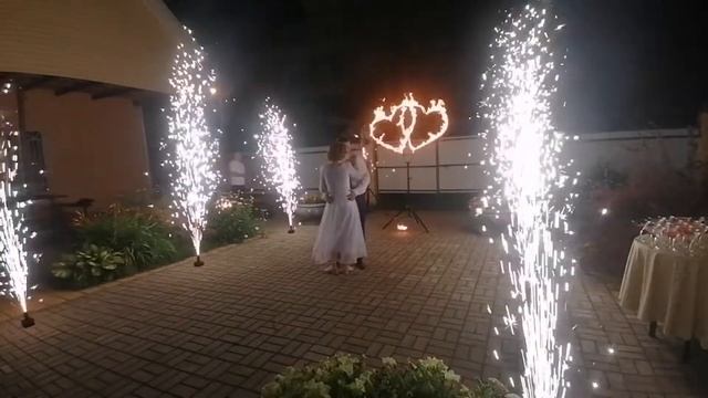 Холодные фонтаны, горящие сердца, свадьба кафе камелия Киров Калужская область Заказ тел 8910912889 смотреть онлайн