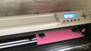 Наклейки на авто(режущий плоттер)