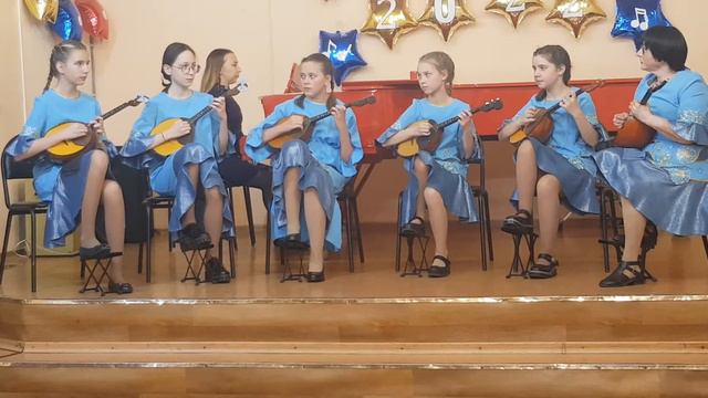 Образцовый ансамбль домристов "Родные просторы" смотреть онлайн