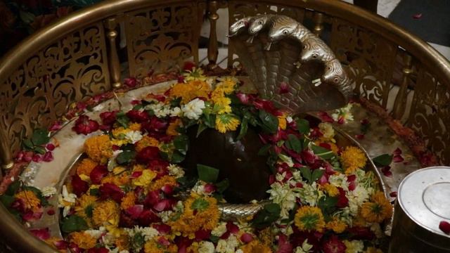 Significance and mythology of twelve Jyotirlingas in pilgrimages смотреть онлайн
