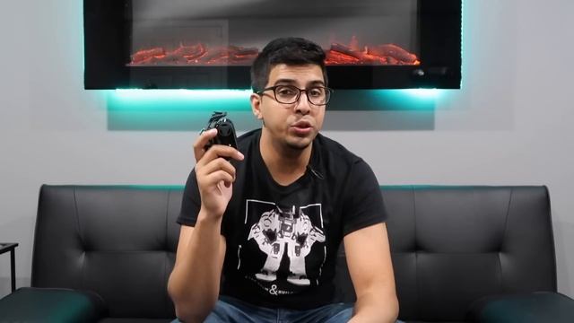 COZMO Or VECTOR? - DAY 3 -  Anki's New Cute AI Metal Robot (FULL REVIEW + FREE VECTOR GIVEAWAY!)